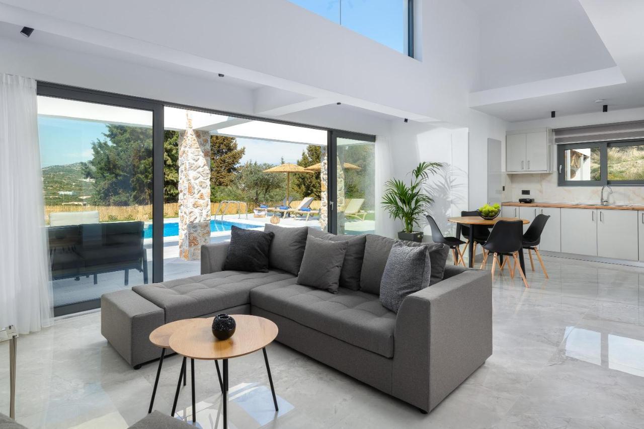 Aiora Luxury Villas 아판토우 외부 사진