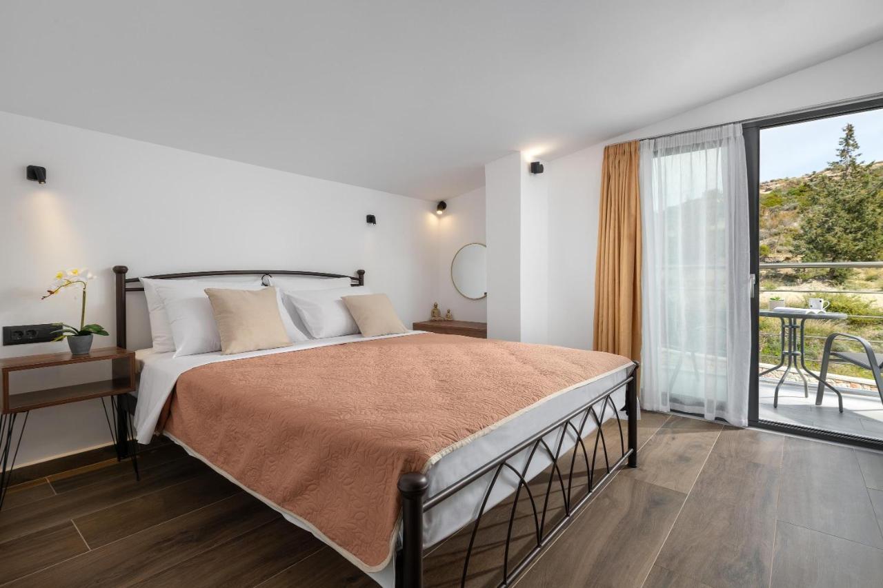 Aiora Luxury Villas 아판토우 외부 사진