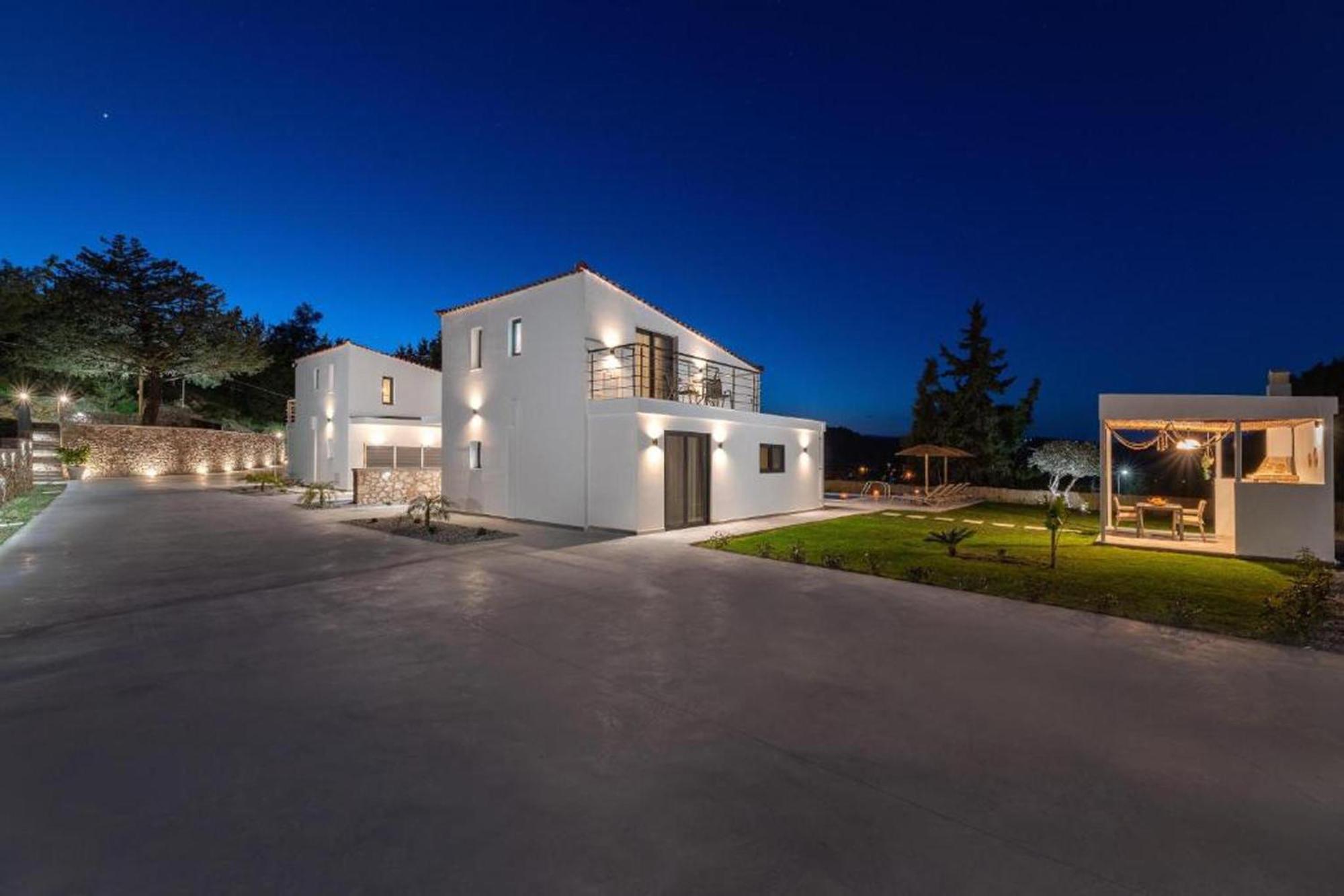 Aiora Luxury Villas 아판토우 외부 사진