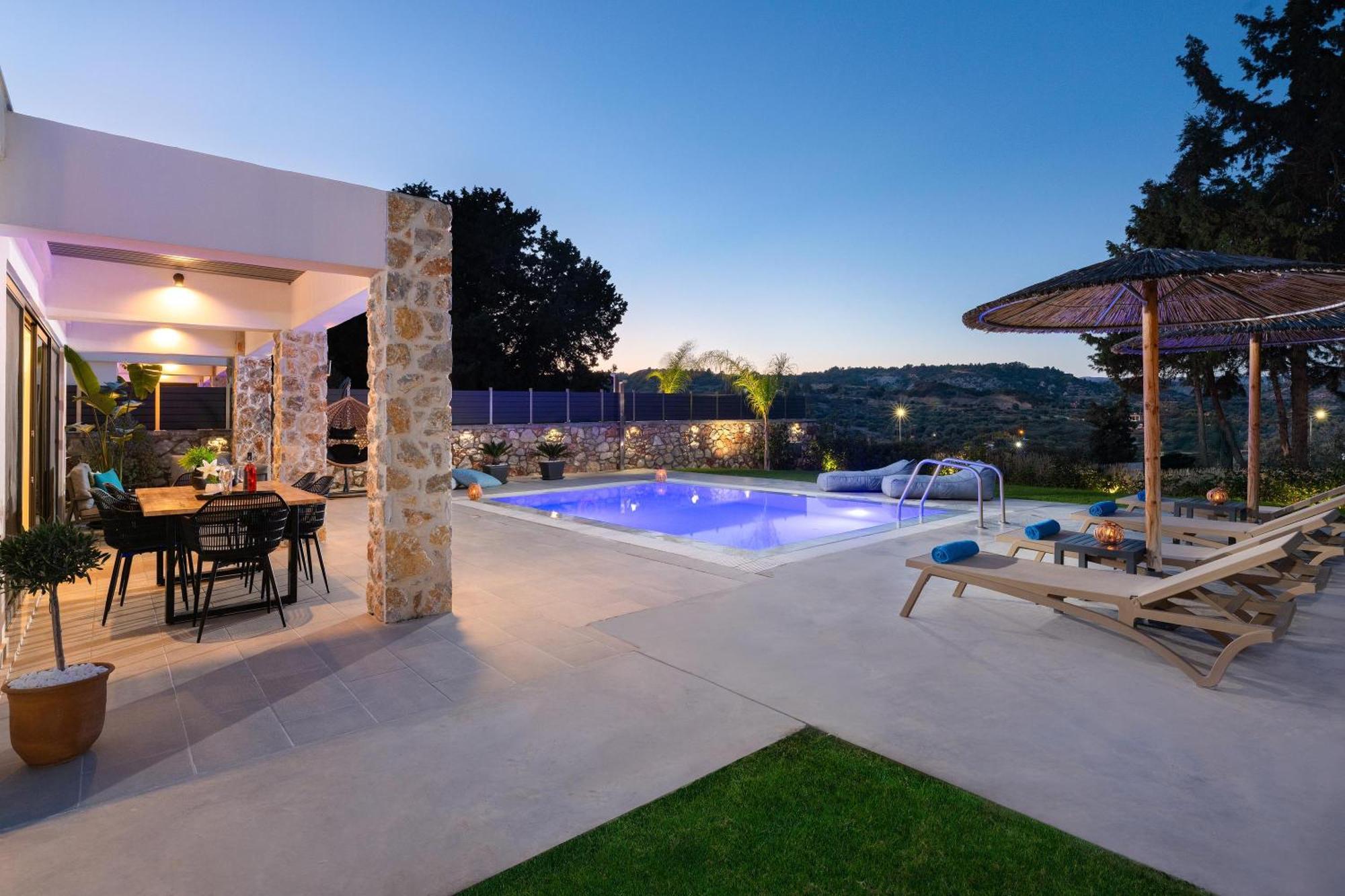 Aiora Luxury Villas 아판토우 외부 사진