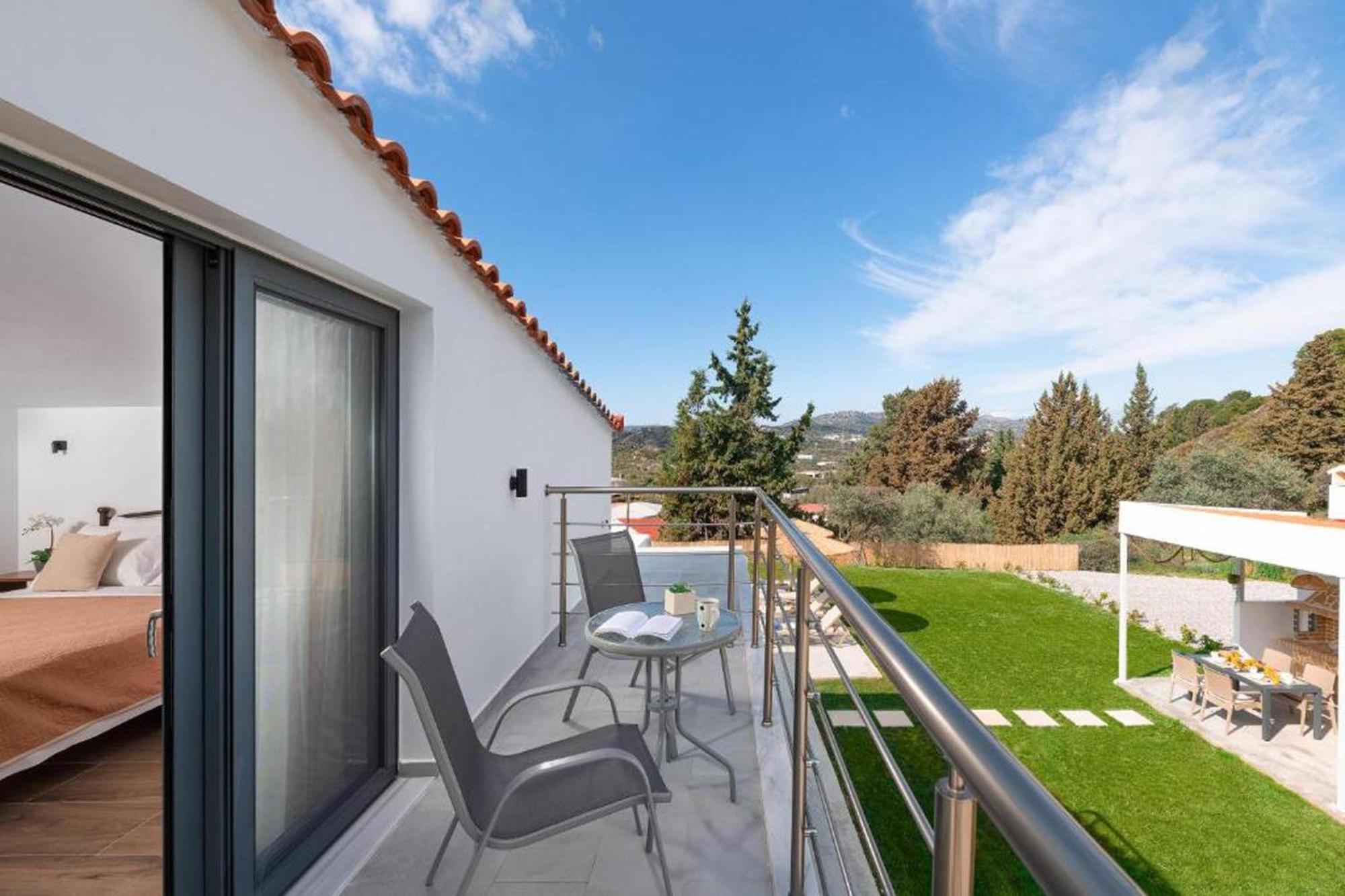 Aiora Luxury Villas 아판토우 외부 사진